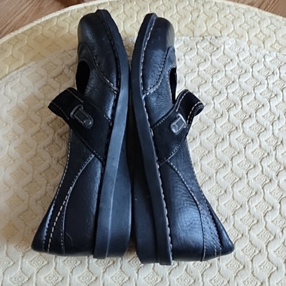 Clarks Leather Bendable Mary Jane's Size 10 - Picture 6 of 10